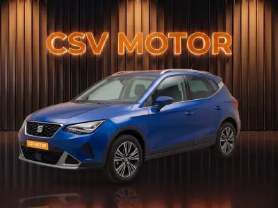 Usado Seat Arona Xperience 116 CV (85 kW) 2025 Azul SUV