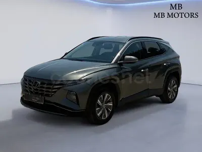 Usado Hyundai Tucson Style 230 CV (169 kW) 2022 Gris / plata SUV