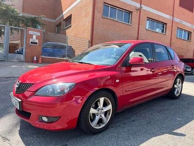 Usado Mazda 3 Active 105 CV (77 kW) 2005 Rojo Utilitario