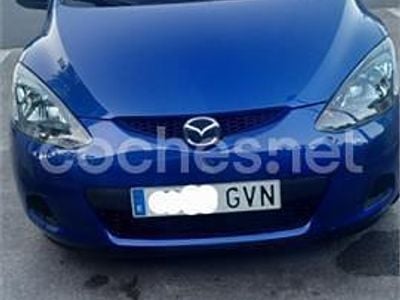 Usado Mazda 2 Active 75 CV (55 kW) 2010 Azul Berlina