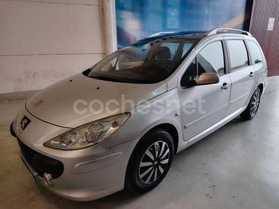 Gris / plata Usado 2007 Peugeot 307 Familiar | 2630 € (Buen precio)