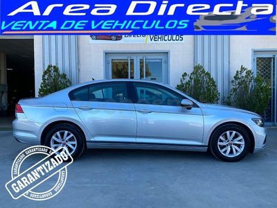 Usado VW Passat 150 CV (110 kW) 2021 Gris / plata Berlina