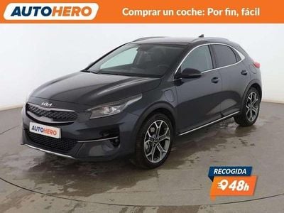 Usado Kia XCeed 141 CV (103 kW) 2022 Gris SUV