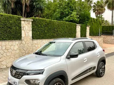 Begagnad Dacia Spring Business 33 kW (45 HK) 2022 Eléctrico Halvkombi
