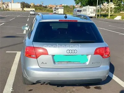 Usado Audi A4 140 CV (102 kW) 2008 Gris / plata Familiar
