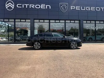Usado Peugeot 508 Allure 130 CV (95 kW) 2022 Negro Berlina
