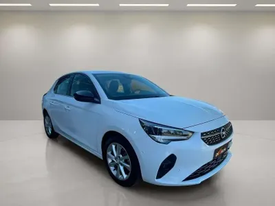 Usado Opel Corsa Elegance 101 CV (74 kW) 2022 Blanco Utilitario