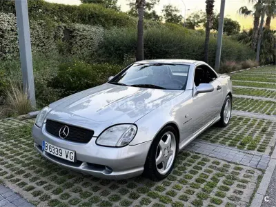Usado Mercedes SLK230 193 CV (141 kW) 1999 Gris / plata Descapotable