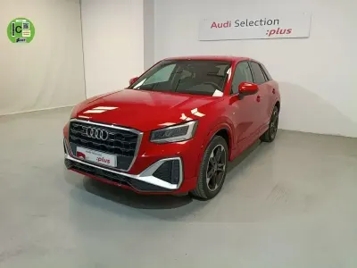 Usado Audi Q2 S-Line 116 CV (85 kW) 2021 Rojo SUV