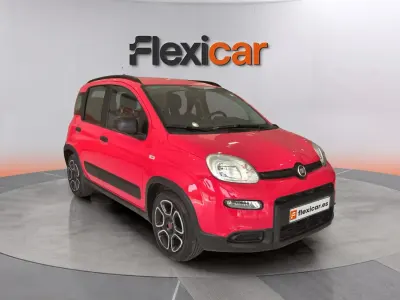 Usado Fiat Panda City Life 71 CV (52 kW) 2022 Rojo Utilitario
