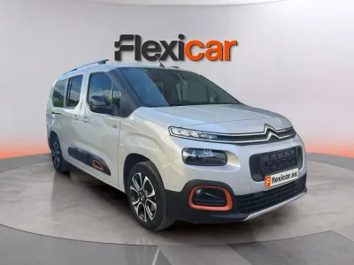 Usado Citroën Berlingo Shine 131 CV (96 kW) 2021 Beige Monovolumen