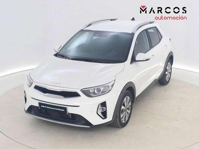 Blanco Usado 2024 Kia Stonic SUV | 19.300 € (Un poco caro)