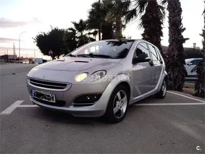 Usado Smart ForFour Passion 109 CV (80 kW) 2006 Gris / plata Utilitario