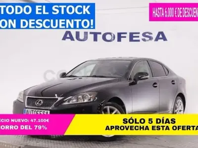 Usado Lexus IS220d Luxury Line 177 CV (130 kW) 2012 Azul Berlina