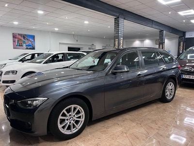 Usado BMW 318 Comfort Edition 150 CV (110 kW) 2016 Gris / plata Familiar