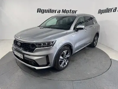 Usado Kia Sorento 230 CV (169 kW) 2021 Gris / plata SUV