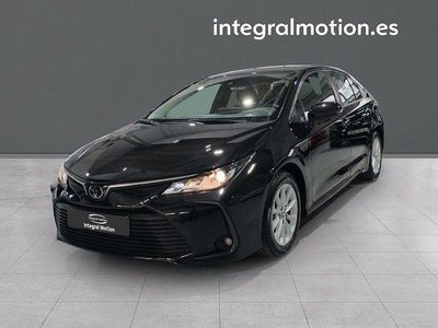Negro Usado 2023 Toyota Corolla Active Berlina | 22.800 €
