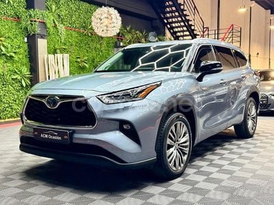 Gris / plata Usado 2021 Toyota Highlander Luxury SUV | 41.990 € (Buen precio)