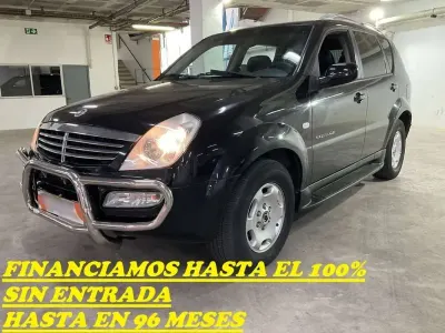 Usado SsangYong Rexton Limited 165 CV (121 kW) 2006 Negro SUV