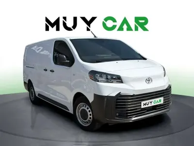 Usado Toyota Proace 144 CV (105 kW) 2024 Blanco Monovolumen