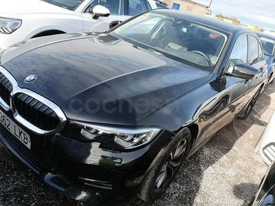 Gris / plata Usado 2020 BMW 318 Sport Line Berlina | 24.700 € (Precio justo)
