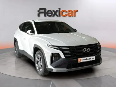 Używany Hyundai Tucson 160 KM (117 kW) 2025 Biały SUV