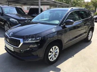 Usado Skoda Karoq Ambition 115 CV (84 kW) 2023 Negro SUV