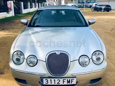 Usado Jaguar S-Type Executive 207 CV (152 kW) 2007 Beige Berlina
