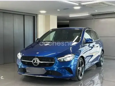 Usado Mercedes B200 163 CV (119 kW) 2022 Azul Utilitario