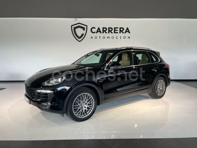 Negro Usado 2015 Porsche Cayenne SUV | 46.900 €