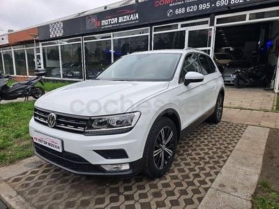 Begagnad VW Tiguan Sportline 150 HK (110 kW) 2016 Vit SUV