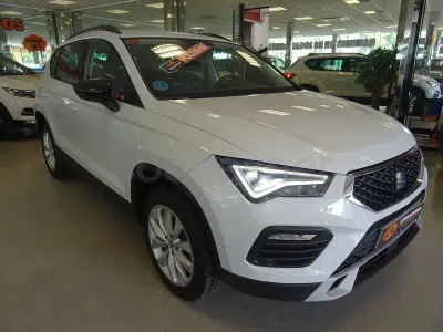 Usado Seat Ateca Style 116 CV (85 kW) 2022 Blanco SUV