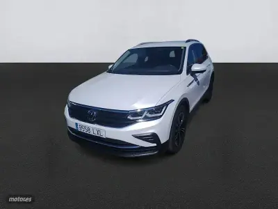 Usado VW Tiguan Life 122 CV (89 kW) 2022 Blanco SUV