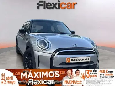 Używany Mini Cooper 136 KM (100 kW) 2024 Szary Hatchback