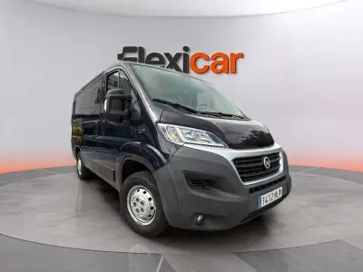 Usado Fiat Ducato 150 CV (110 kW) 2018 Azul Van