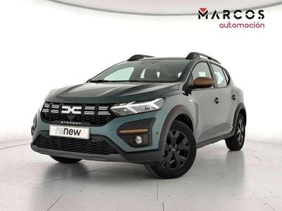 Usado Dacia Sandero Extreme 101 CV (74 kW) 2025 Verde Berlina