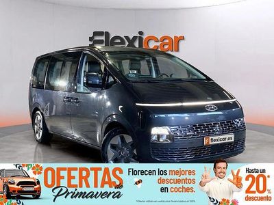 Usado Hyundai Staria 177 CV (130 kW) 2023 Azul Monovolumen