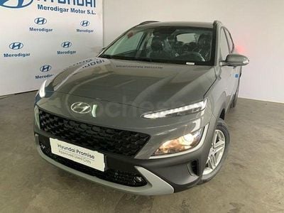 Usado Hyundai Kona 120 CV (88 kW) 2022 Gris / plata SUV