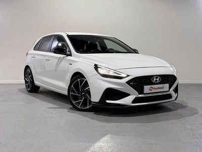 Usado Hyundai i30 N Line 160 CV (117 kW) 2023 Blanco Berlina