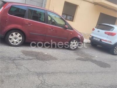 Rojo Usado 2004 Ford C-MAX Trend Monovolumen | 3400 € (Un poco caro)