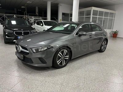 Käytetty Mercedes A200 150 HP (110 kW) 2021 Harmaa Sedan