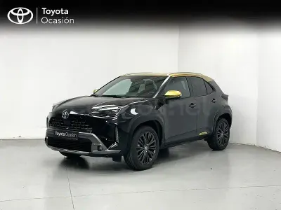 Usado Toyota Yaris Cross 116 CV (85 kW) 2022 Negro SUV