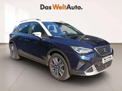 Usado Seat Arona Xperience 110 CV (80 kW) 2022 Azul SUV
