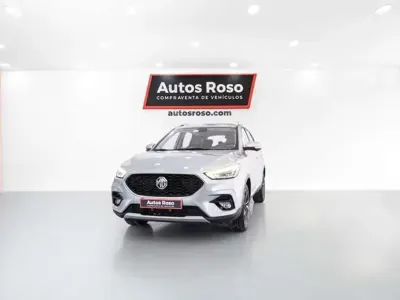 Usado MG ZS Luxury 106 CV (77 kW) 2023 Gris / plata SUV