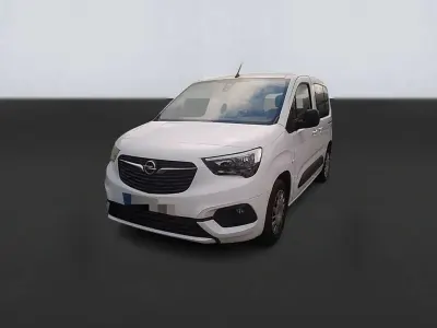 Käytetty Opel Combo Life Edition+ 102 HP (75 kW) 2021 Valkoinen Tila-auto