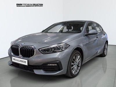Usado BMW 118 Comfort Edition 136 CV (100 kW) 2024 Gris / plata Utilitario