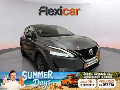 Usado Nissan Qashqai Acenta 140 CV (102 kW) 2021 Gris SUV