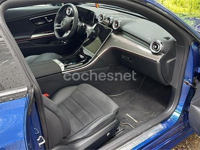 Käytetty Mercedes CLE300 313 HP (230 kW) 2025 Sininen Coupe - kaksiovinen