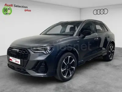 Usado Audi Q3 Ambiente 150 CV (110 kW) 2024 Gris / plata SUV