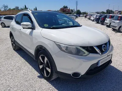 Usado Nissan Qashqai Acenta 110 CV (80 kW) 2015 Blanco SUV
